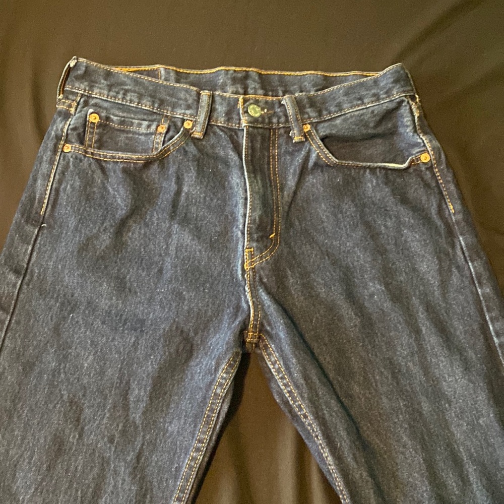 Mens Levi Strauss Dark Denim. 32x34.